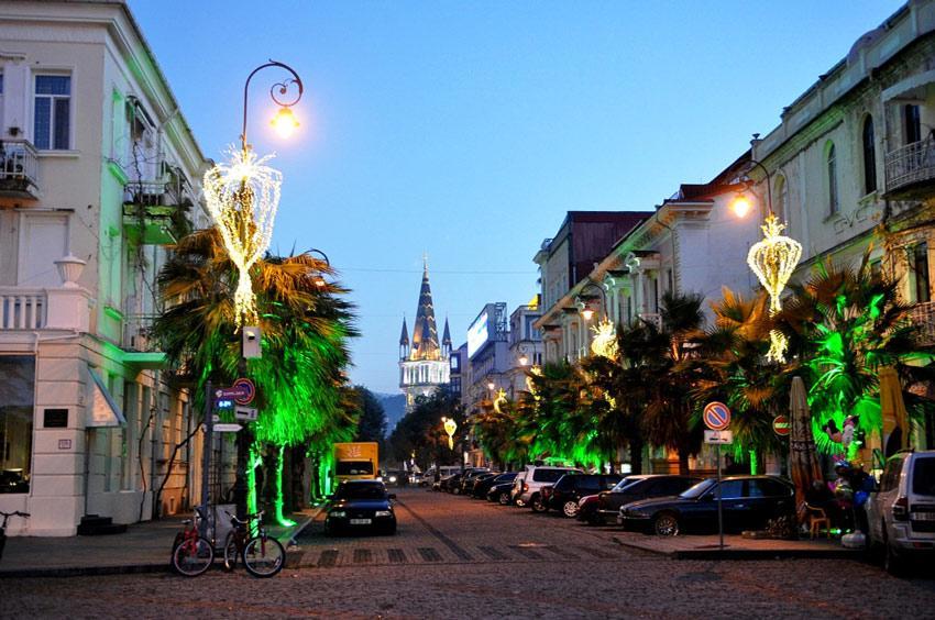 Holiday House Batumi Exterior foto